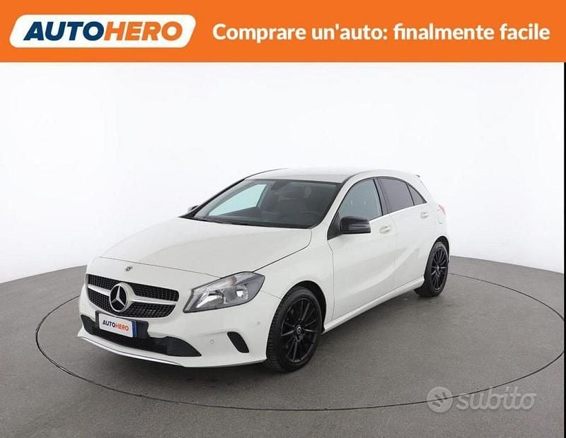 Usata Mercedes A180 Style 122 CV (89 kW) 2017 Bianco Berlina