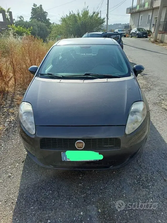 Usata Fiat Grande Punto 90 CV (66 kW) 2008 Grigio Utilitaria