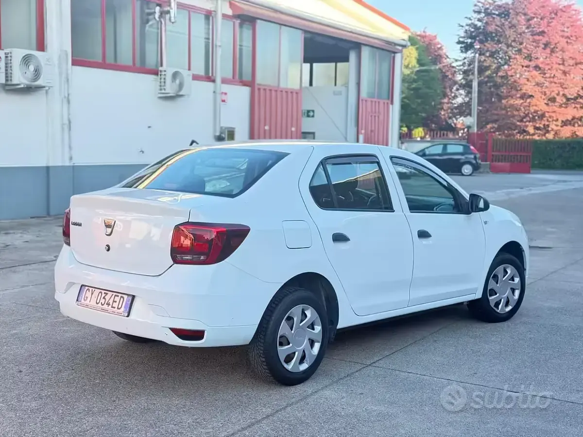 Usata Dacia Logan Stepway 90 CV (66 kW) 2019 Bianco Berlina