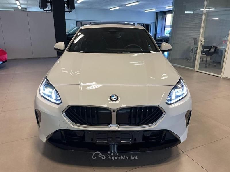 Usata BMW 120 M Sport 170 CV (125 kW) 2025 Bianco Utilitaria