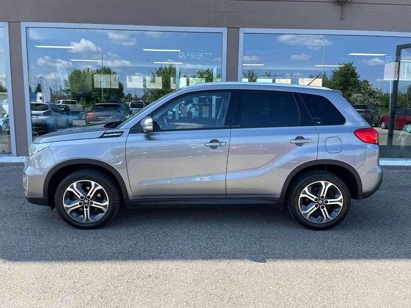 Usata Suzuki Vitara 120 CV (88 kW) 2016 Grigio SUV