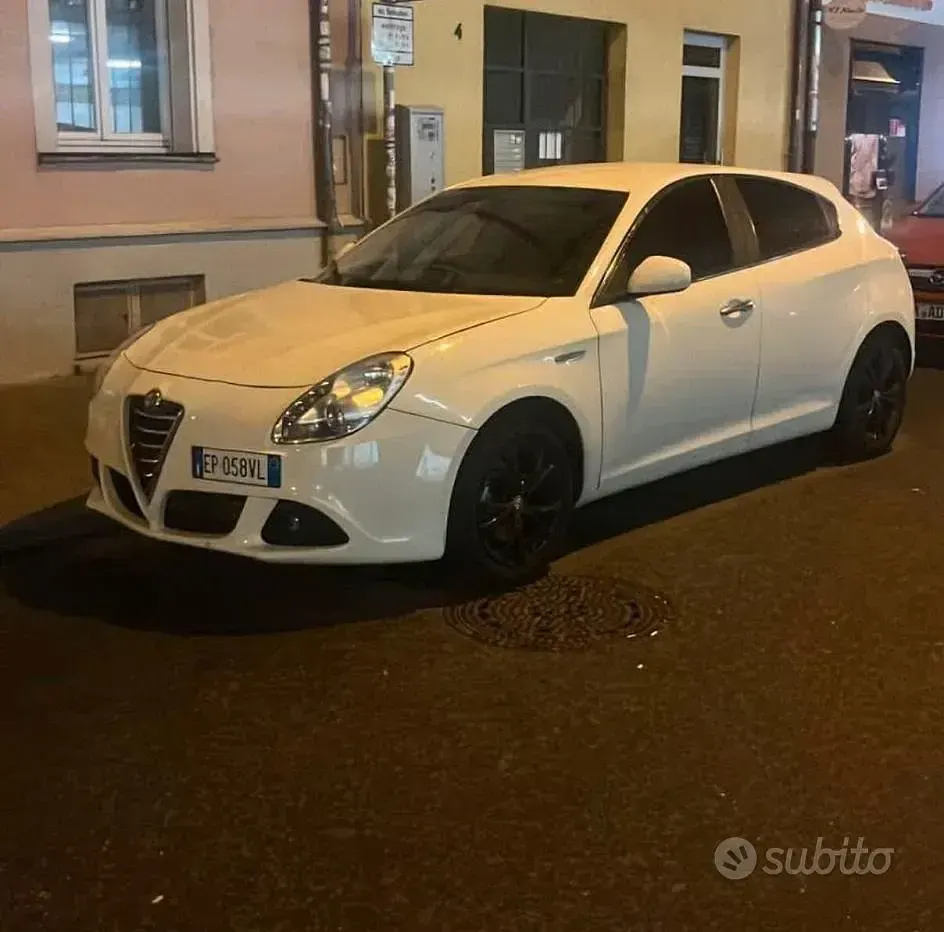 Usata Alfa Romeo Giulietta 109 CV (80 kW) 2008 Bianco Berlina