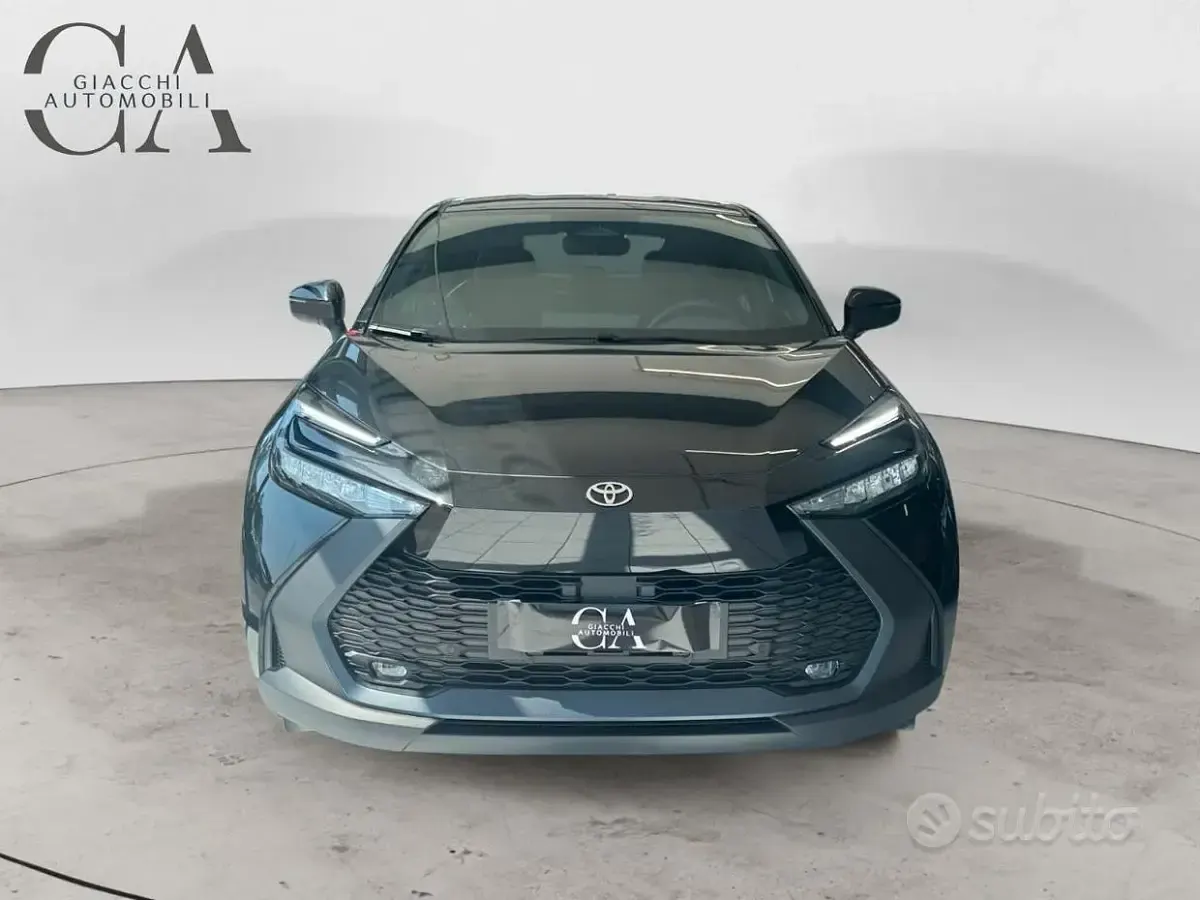 Usata Toyota C-HR Active 98 CV (72 kW) 2024 Other SUV