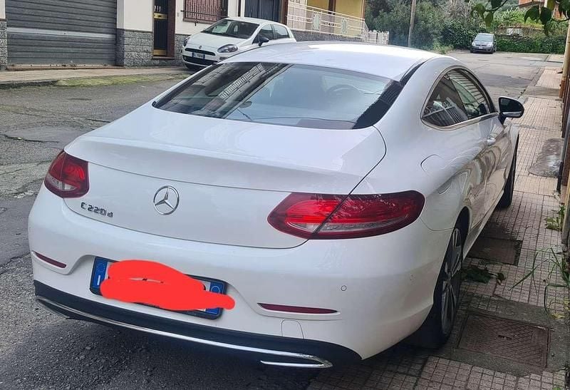 Usata Mercedes C220 Premium 220 CV (161 kW) 2017 Bianco Coupé