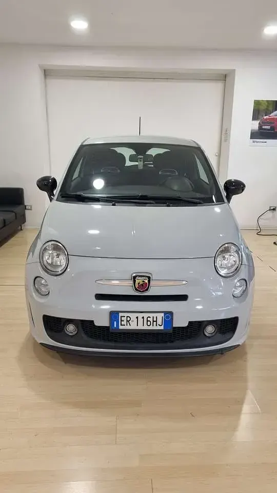 Usata Abarth 500 Custom 140 CV (102 kW) 2013 Grigio Utilitaria