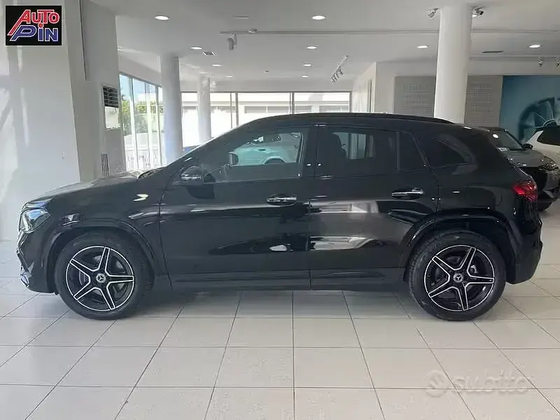 Usata Mercedes GLA200 AMG Line Premium 2025 Nero SUV