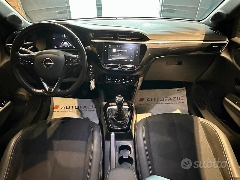 Usata Opel Corsa 100 CV (73 kW) 2023 Bianco Utilitaria