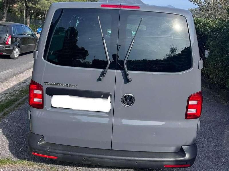 Usado VW Transporter 102 CV (75 kW) 2018 Gris Van