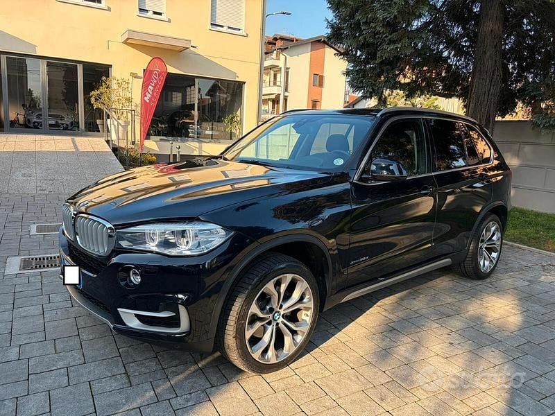 Begagnad BMW X5 Efficient Dynamics 249 HK (183 kW) 2017 Blå SUV