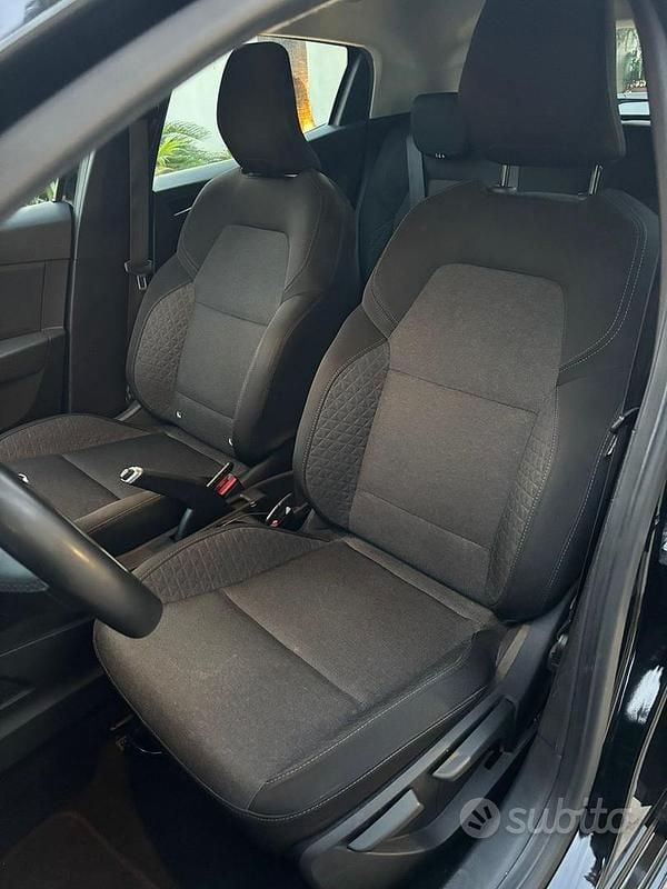 Usata Renault Clio V Zen 90 CV (66 kW) 2021 Nero Utilitaria