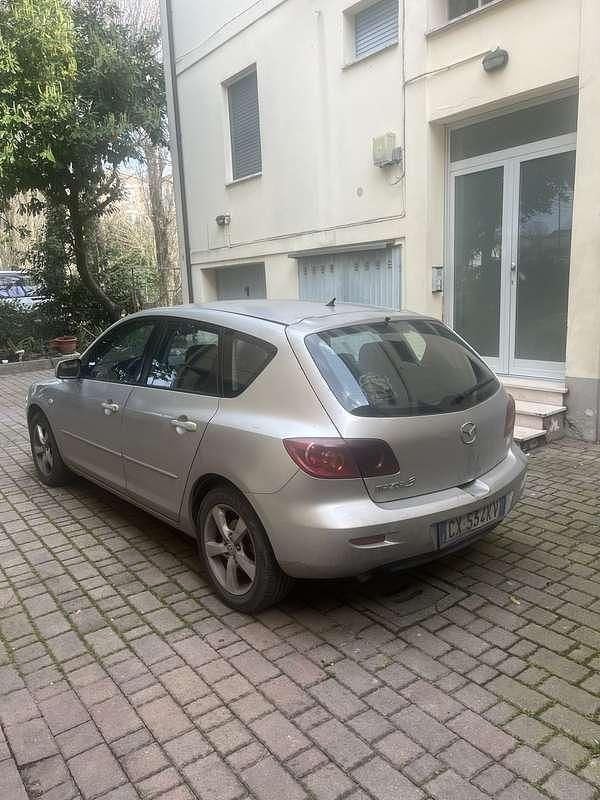 Usata Mazda 3 115 CV (84 kW) 2006 Grigio Berlina