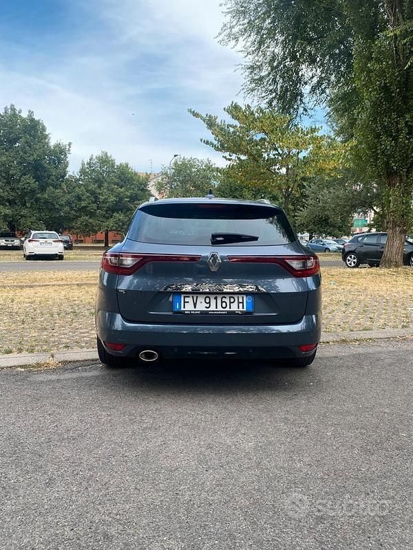 Usata Renault Mégane IV 140 CV (102 kW) 2019 Grigio Station wagon