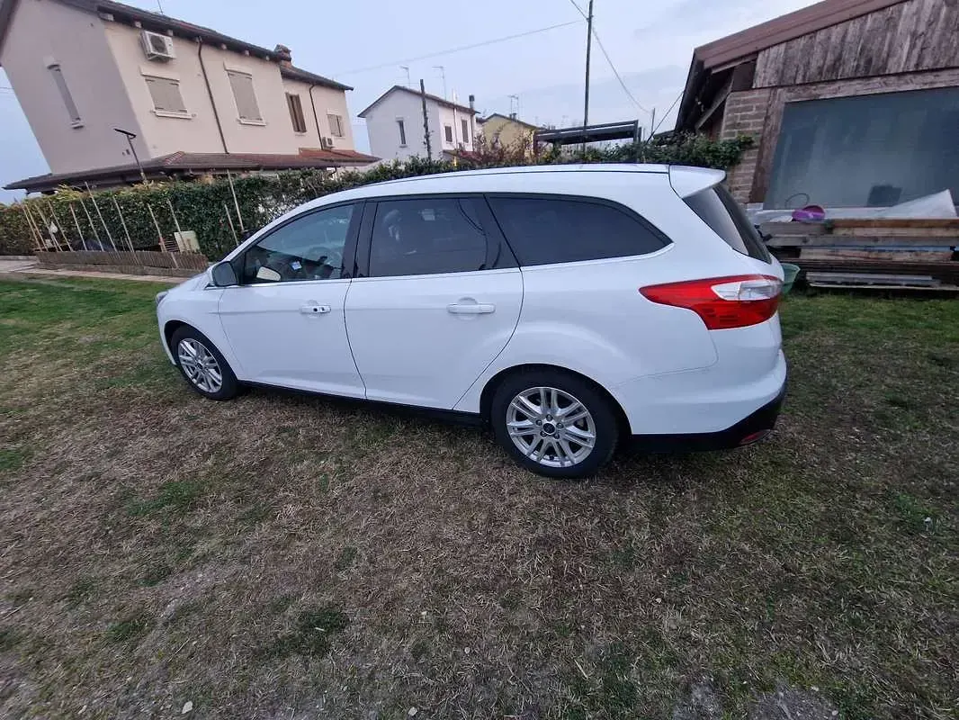 Usata Ford Focus S 125 CV (91 kW) 2013 Berlina
