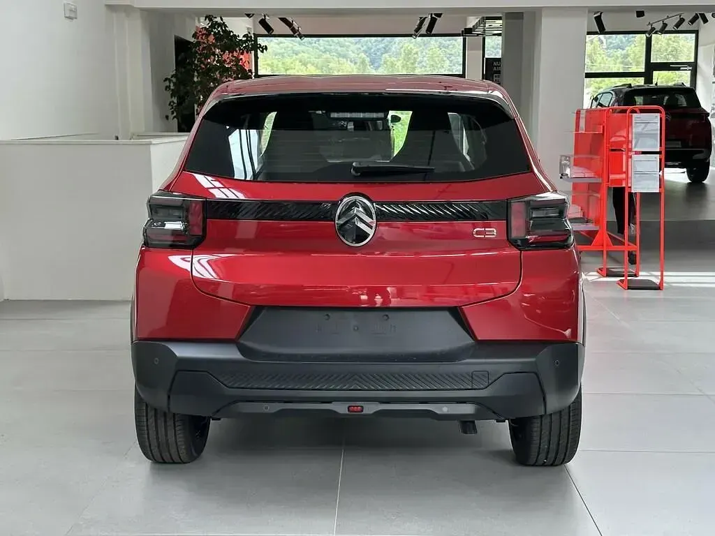 Nuova Citroën C3 PureTech 100 CV (73 kW) 2026 Rosso SUV