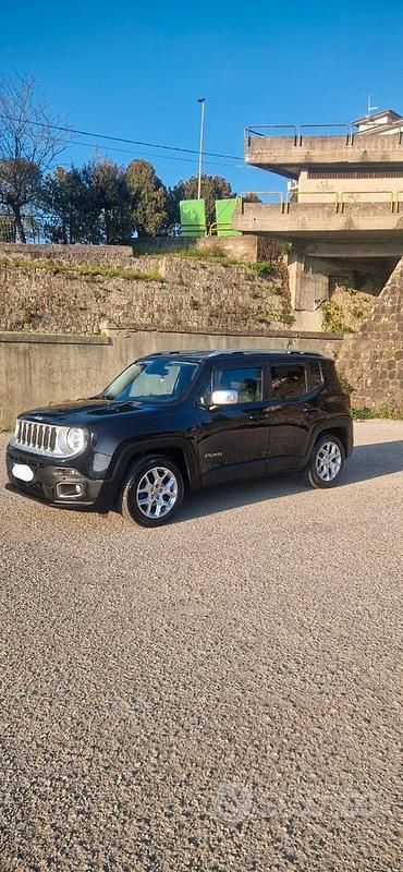 Usata Jeep Renegade Limited 120 CV (88 kW) 2016 SUV