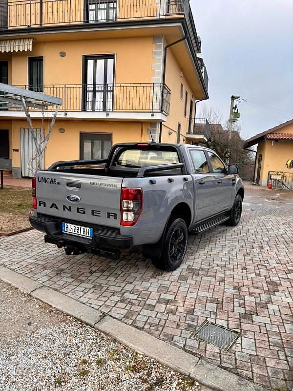 Usata Ford Ranger Wolftrak 170 CV (125 kW) 2022 Grigio Pick-up