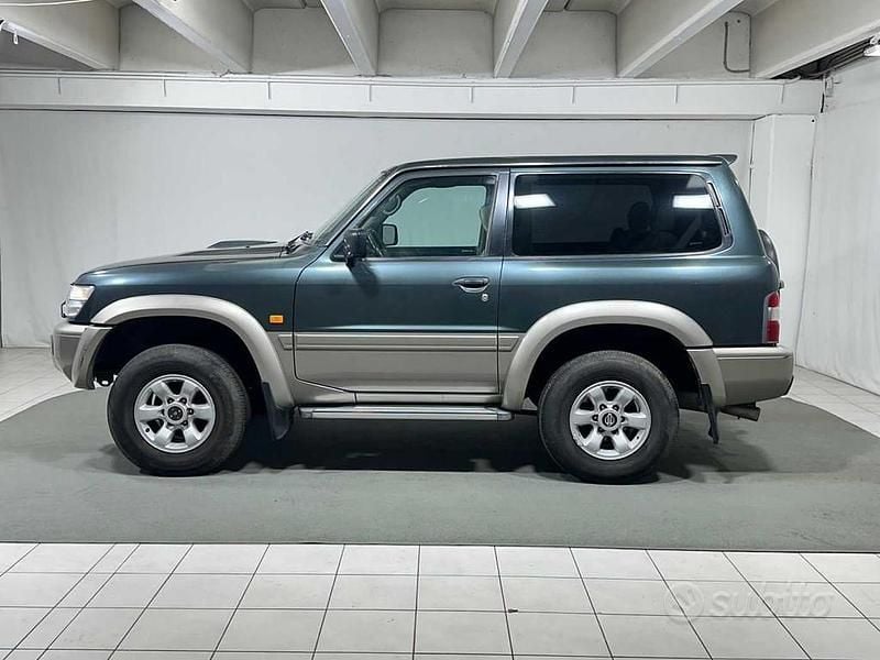 Usata Nissan Patrol Comfort 158 CV (116 kW) 2001 Verde SUV