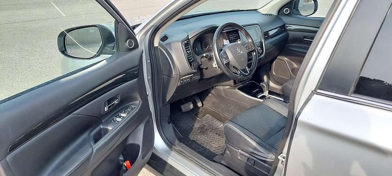 Usata Mitsubishi Outlander Instyle 150 CV (110 kW) 2018 SUV