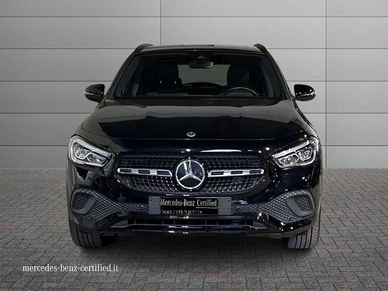 Usata Mercedes GLA180 116 CV (85 kW) 2022 Nero cosmo SUV