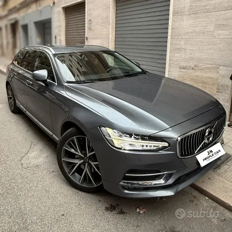 Usata Volvo V90 190 CV (139 kW) 2017 Grigio Station wagon