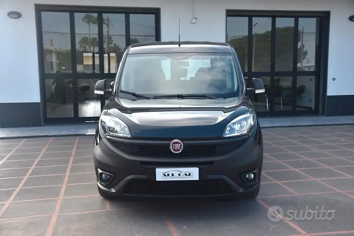 Usata Fiat Doblò Business 95 CV (69 kW) 2019 Nero Monovolume