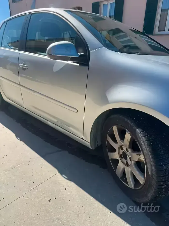 Usata VW Golf IV 115 CV (84 kW) 2005 Berlina