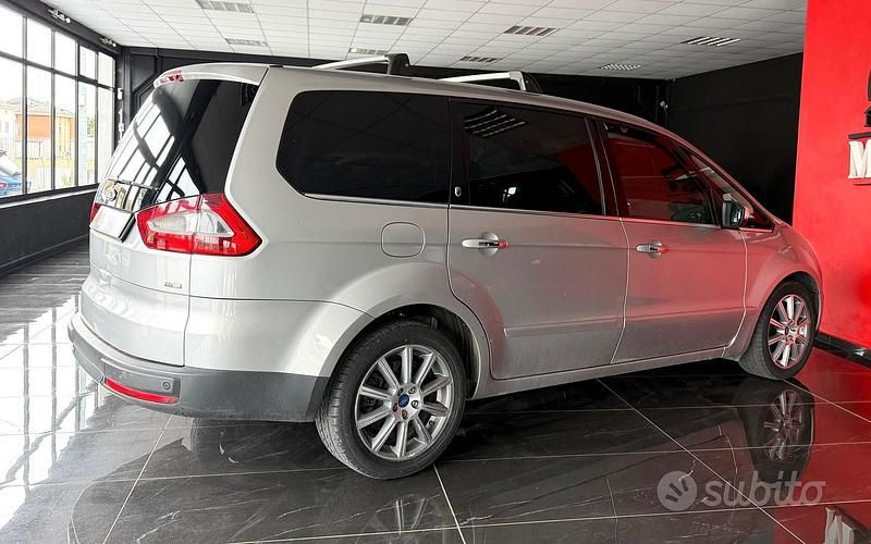 Usata Ford Galaxy 140 CV (102 kW) 2008 Grigio Monovolume