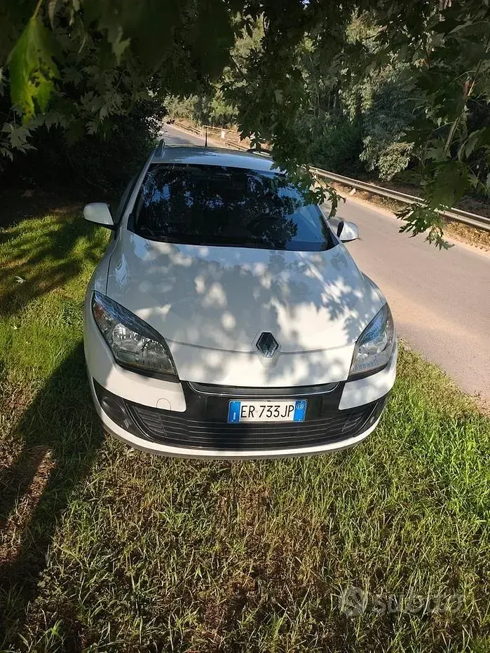Usata Renault Mégane GrandTour 110 CV (80 kW) 2013 Bianco Station wagon
