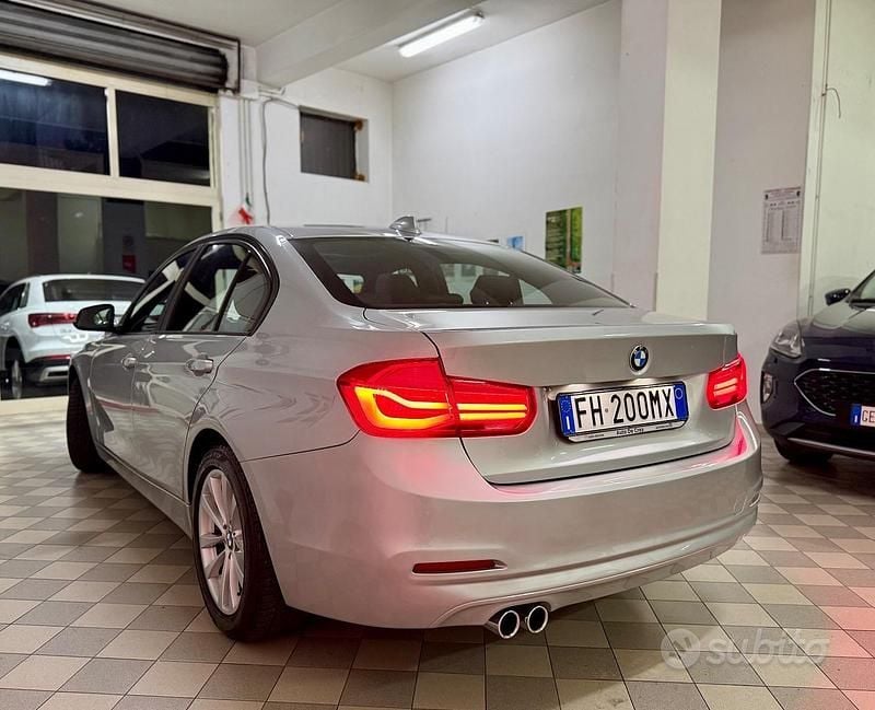 Usata BMW 325 Advantage 224 CV (164 kW) 2017 Grigio Berlina