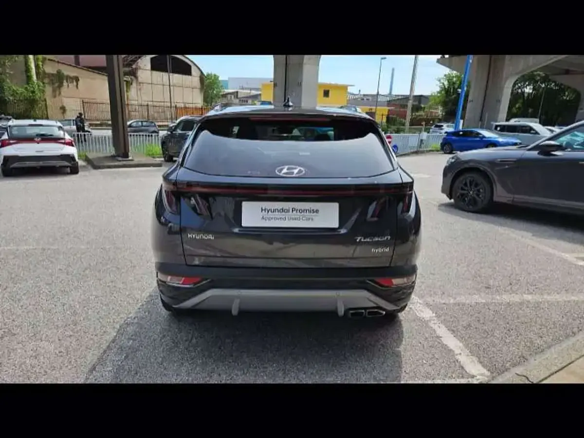 Usata Hyundai Tucson 230 CV (169 kW) 2022 Dark knight SUV