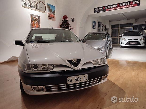 Second-hand Alfa Romeo 146 103 CP (75 kW) 1998 Gri Hatchback