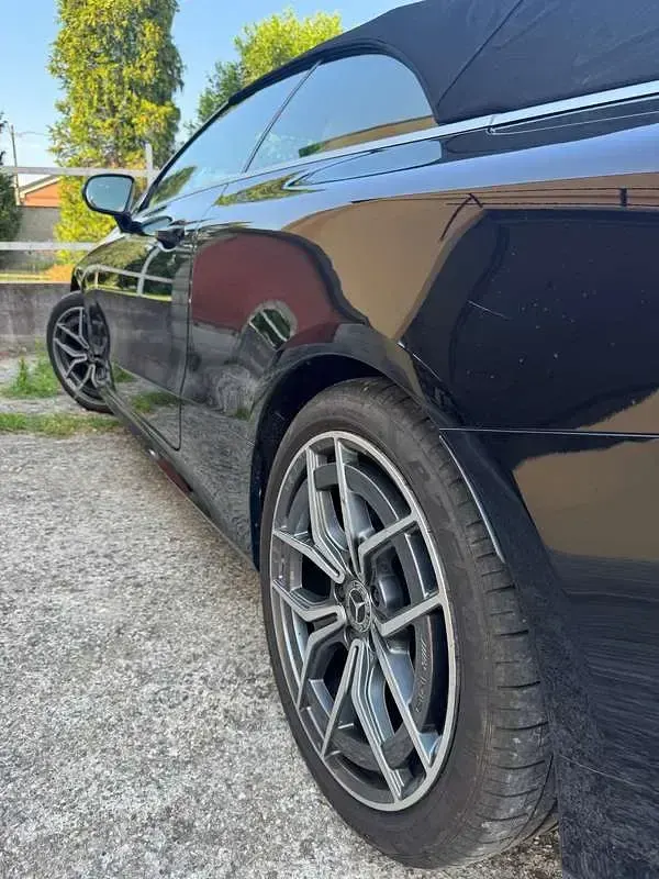 Usata Mercedes E200 194 CV (142 kW) 2021 Nero Cabrio