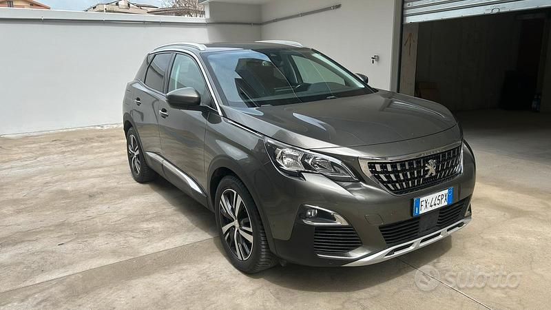 Usata Peugeot 3008 Allure 130 CV (95 kW) 2019 Grigio SUV