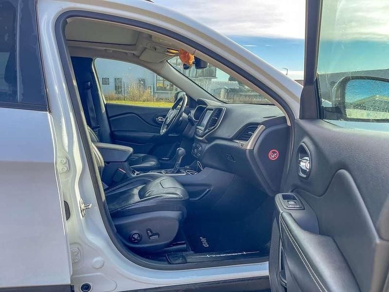 Usata Jeep Cherokee Night Eagle 200 CV (147 kW) 2017 SUV