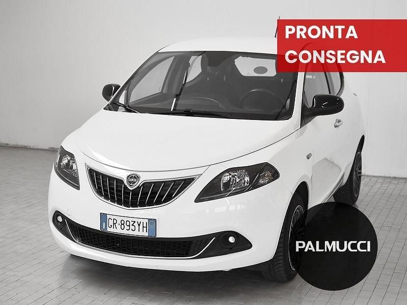 Usata Lancia Ypsilon Gold 69 CV (50 kW) 2023 Other Utilitaria