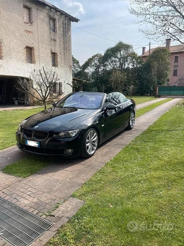 Usata BMW 320 Cabriolet M Sport 170 CV (125 kW) 2007 Nero Cabrio