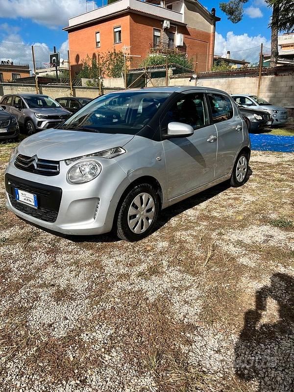 Grigio Usata 2018 Citroën C1 Feel Due volumi | 8900 € (Buon prezzo) - Immagine 1/4