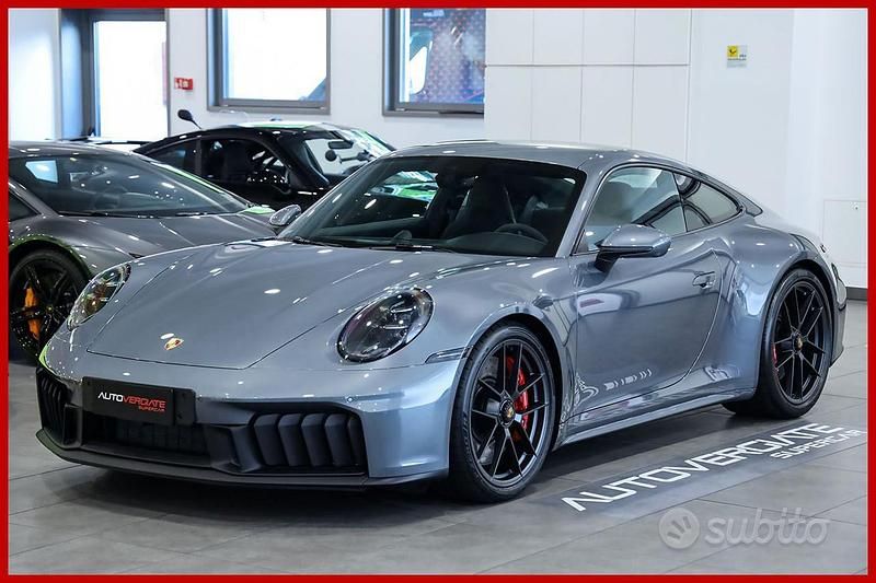Grigio Nuova 2025 Porsche 992 Coupé | 210.000 € (Buon prezzo) - Immagine 1/4