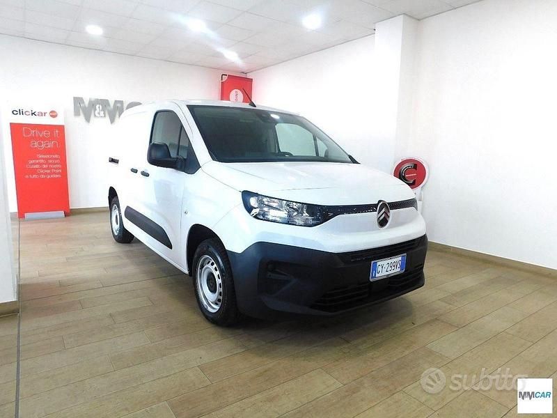 Usata Citroën Berlingo 101 CV (74 kW) 2025 Bianco Monovolume
