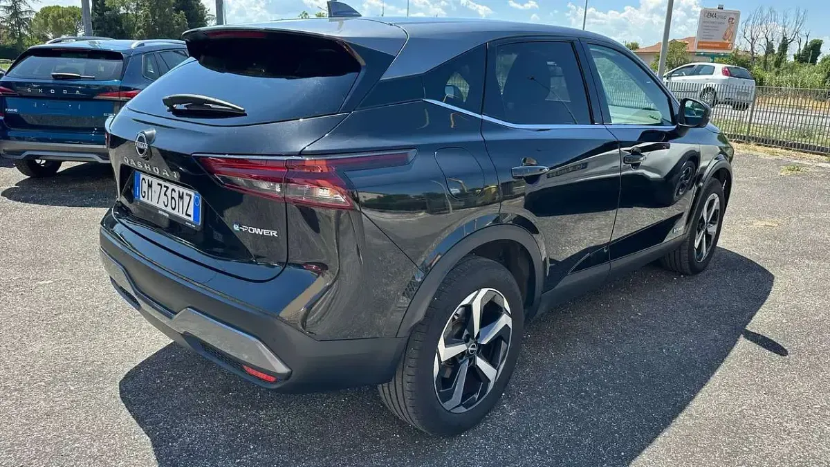 Usata Nissan Qashqai N-Connecta 158 CV (116 kW) 2023 Nero metallizzato SUV