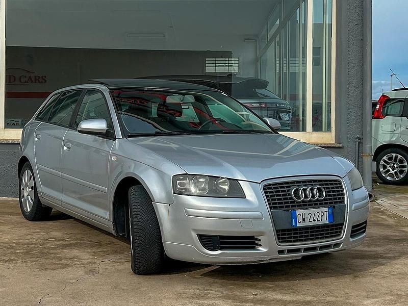 Usata Audi A3 Ambition 115 CV (84 kW) 2005 Argento Utilitaria