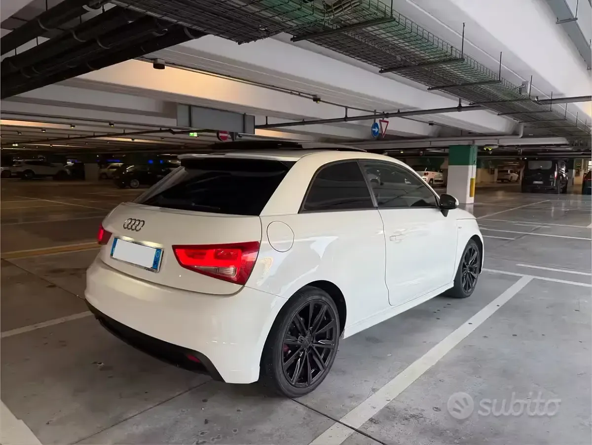 Usata Audi A1 S-Line 105 CV (77 kW) 2011 Bianco Utilitaria