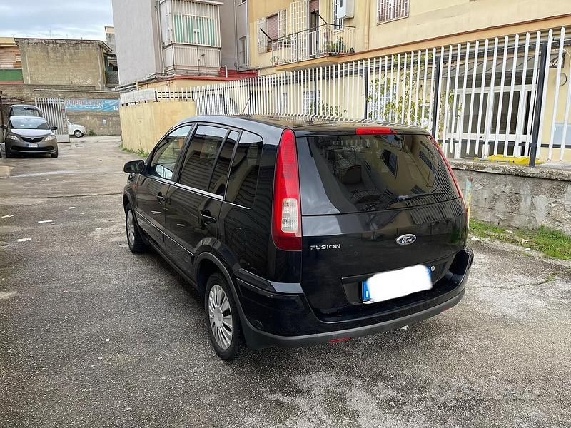 Usata Ford Fusion 80 CV (58 kW) 2007 Nero Berlina