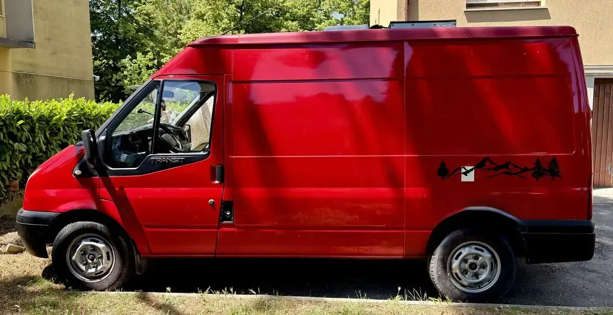 Usata Ford Tourneo 110 CV (80 kW) 2008 Rosso Monovolume