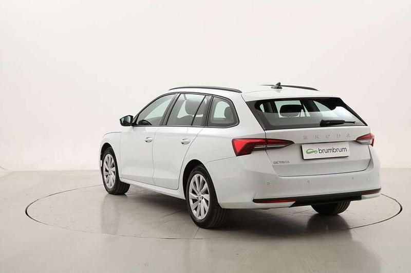 Usata Skoda Octavia Selection 150 CV (110 kW) 2024 Bianco Station wagon