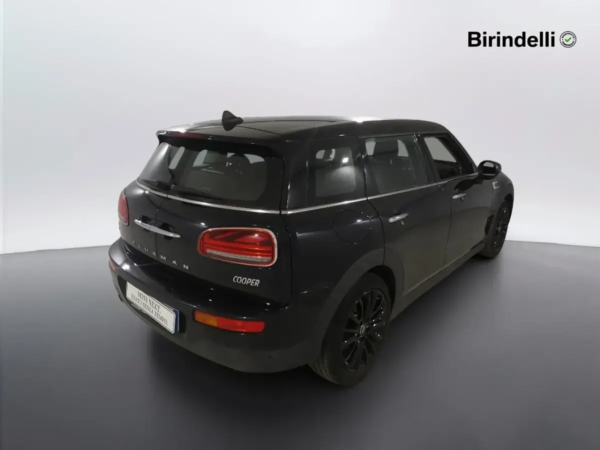 Usata Mini Cooper Clubman Business 136 CV (100 kW) 2023 Enigmatic black mini yours Station wagon