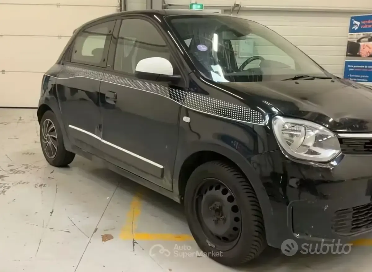 Begagnad Renault Twingo Intens 65 HK (47 kW) 2021 Svart Halvkombi