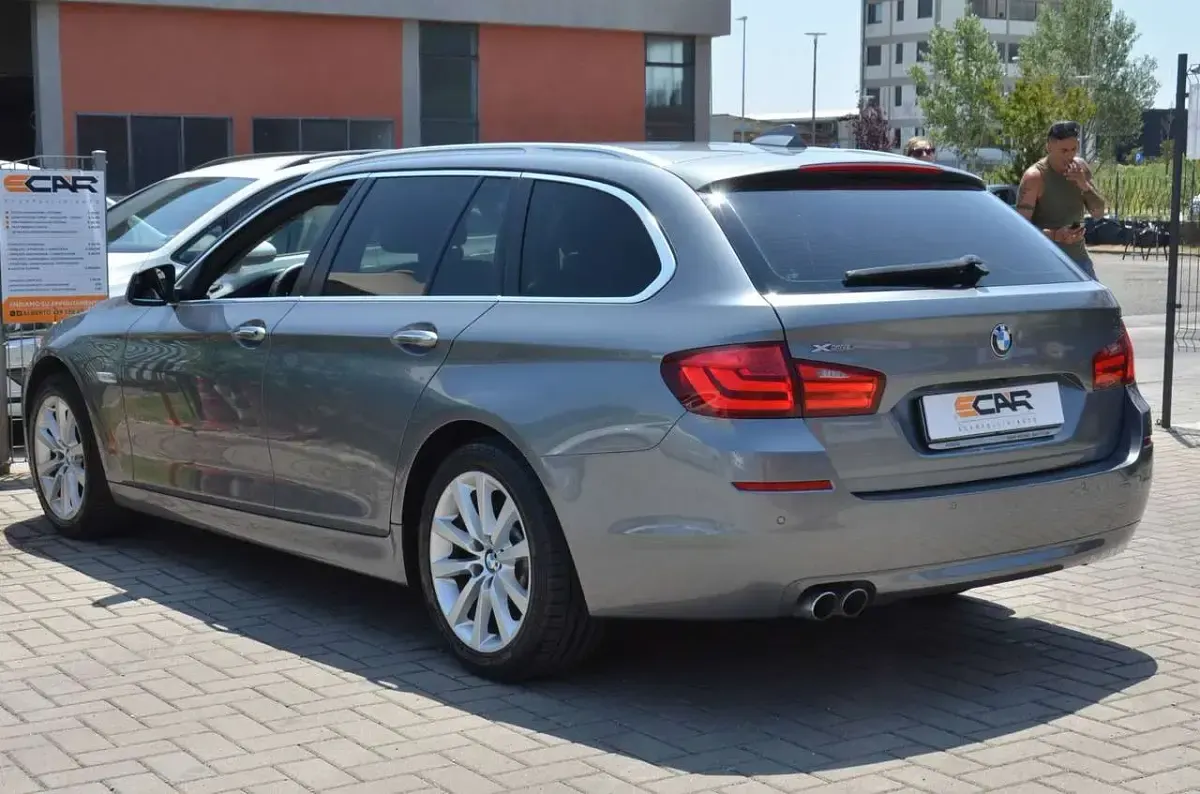 Usata BMW 525 218 CV (160 kW) 2013 Argento Station wagon