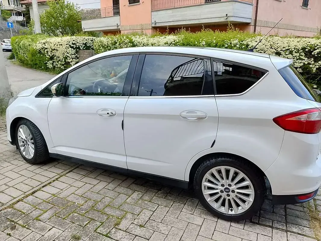 Usata Ford C-MAX Titanium 116 CV (85 kW) 2010 Monovolume