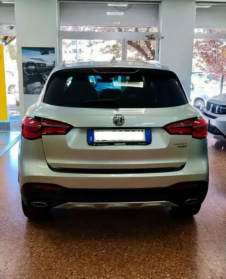 Usata MG EHS Exclusive 162 CV (119 kW) 2022 Argento SUV